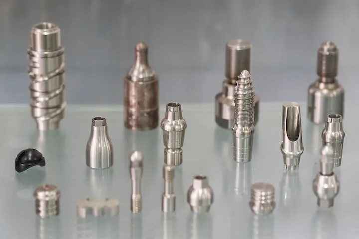 Turning-aluminum-turbine-five-axis-cnc-shutterstock