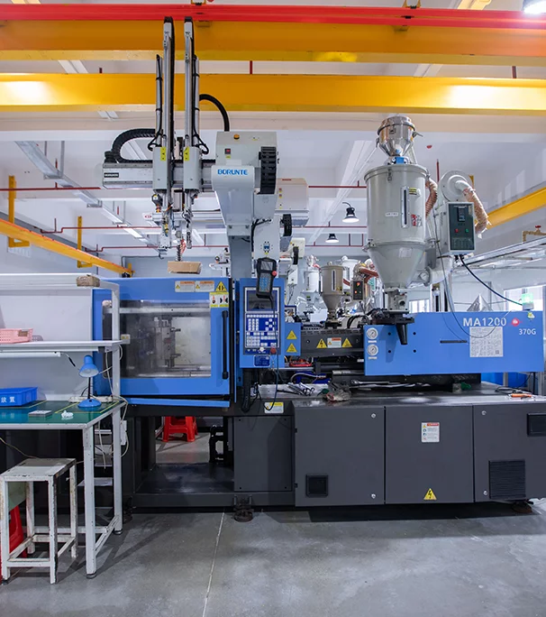 Jnjection Molding Factory